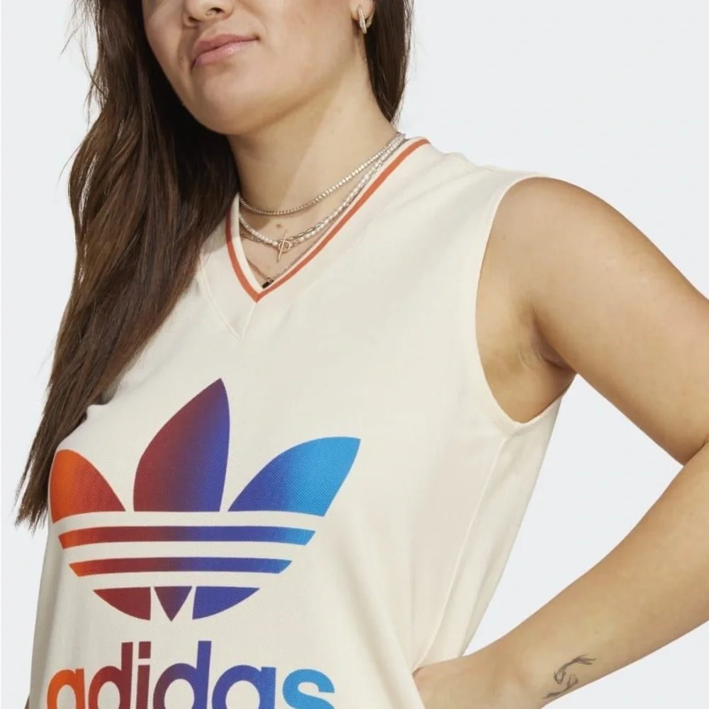 Nwt; ADIDAS ADICOLOR 70S V-NECK DRESS 🔸 - Picture 3 of 14